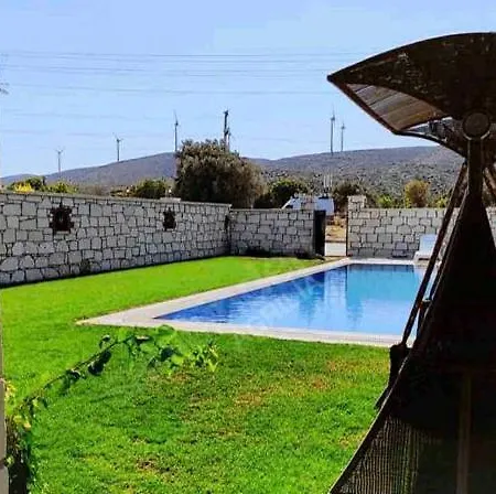 Alacati Da 3+1 Havuzlu Cesme